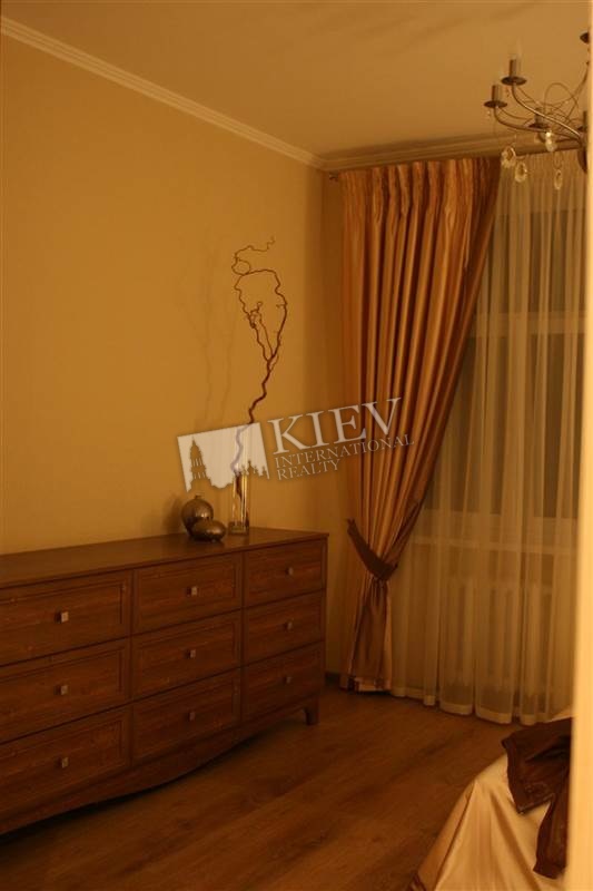 st. Proreznaya 4 Bedroom 2 Guest Bedroom, Living Room Fold-out Sofa Set