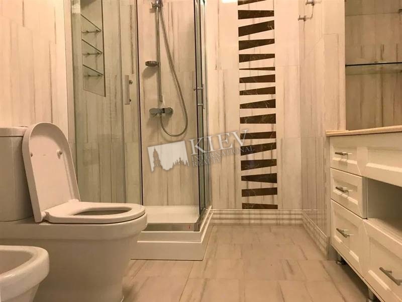 st. Lva Tolstogo 39 Bathroom 3 Bathrooms, Bathtub, Shower, Washing Machine, Communication Cable TV, Wi-fi Internet Connection