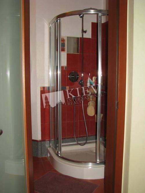 Two-bedroom Apartment st. Lysenko 2a 768