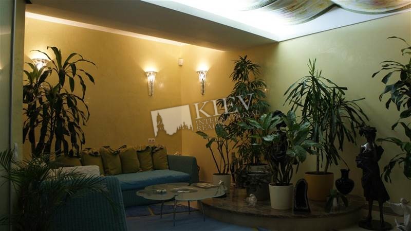 Palats Sportu Kiev Apartment for Rent