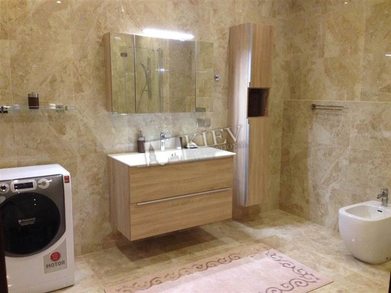 st. Zhilyanskaya 59 Master Bedroom 1 Double Bed, TV, Bedroom 2 Guest Bedroom