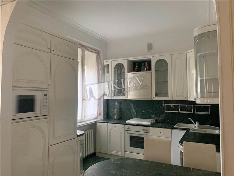 st. Proreznaya 4 Master Bedroom 1 Double Bed, Writing Table, Kitchen Dining Room, Dishwasher, Electric Oventop