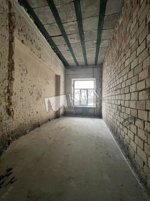 st. Saksaganskogo 26 Interior Condition Bare Walls, Elevator Yes