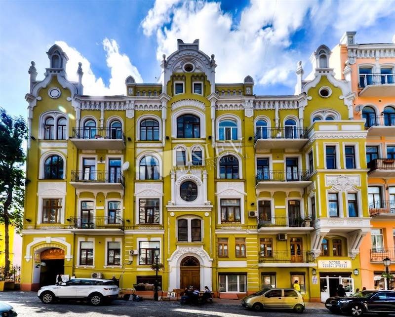 Long Term Apartment in Kiev Podil 