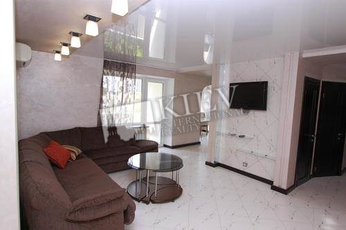 st. Krasnoarmeyskaya 45 Living Room Flatscreen TV, L-Shaped Couch, Bedroom 2 Guest Bedroom