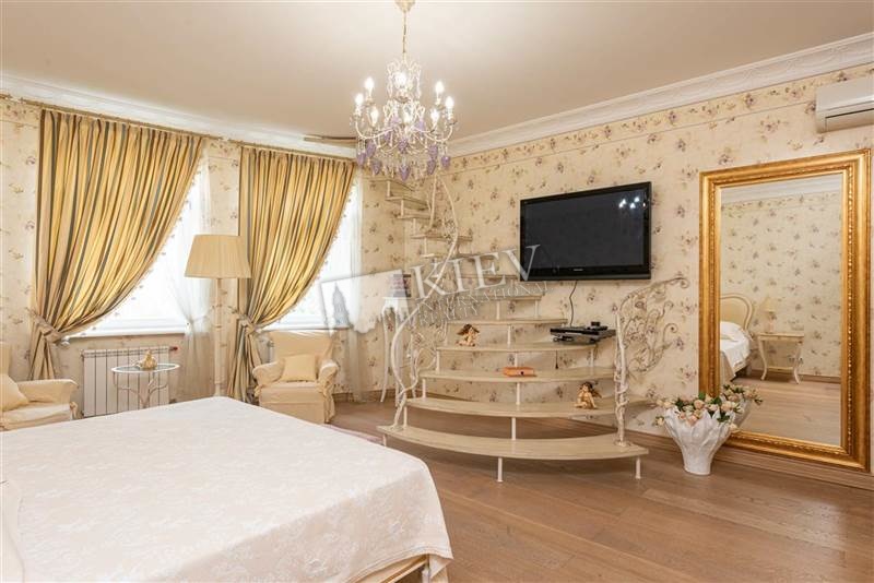 st. Lesi Ukrainki 23 A Master Bedroom 1 Double Bed, TV, Kitchen Dishwasher